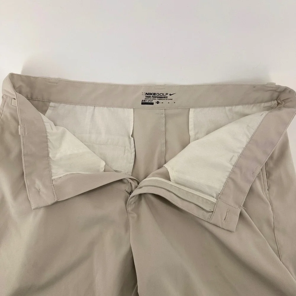Nike Golf Tour Performance Dri-FIT Shorts Tan Beige Mens 36‎ Active Sporty